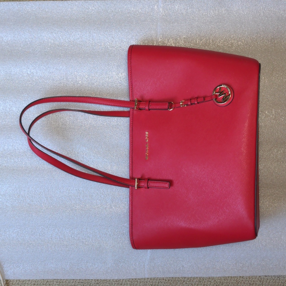 COPY - Michael Kors jet set travel TZ tote leather bright Valentine red